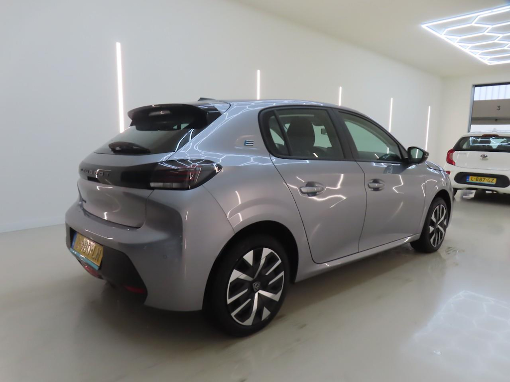 Foto 4 van Peugeot E-208