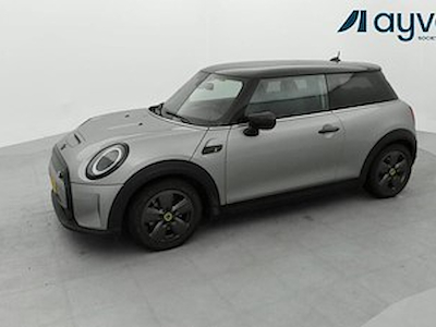 Koupit MINI MINI 32.6 KWH COOPER SE na Ayvens Carmarket