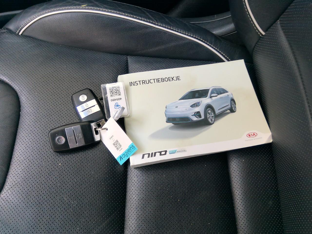 Foto 15 van Kia Niro