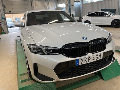 Acquista BMW Series 3 a Ayvens Carmarket