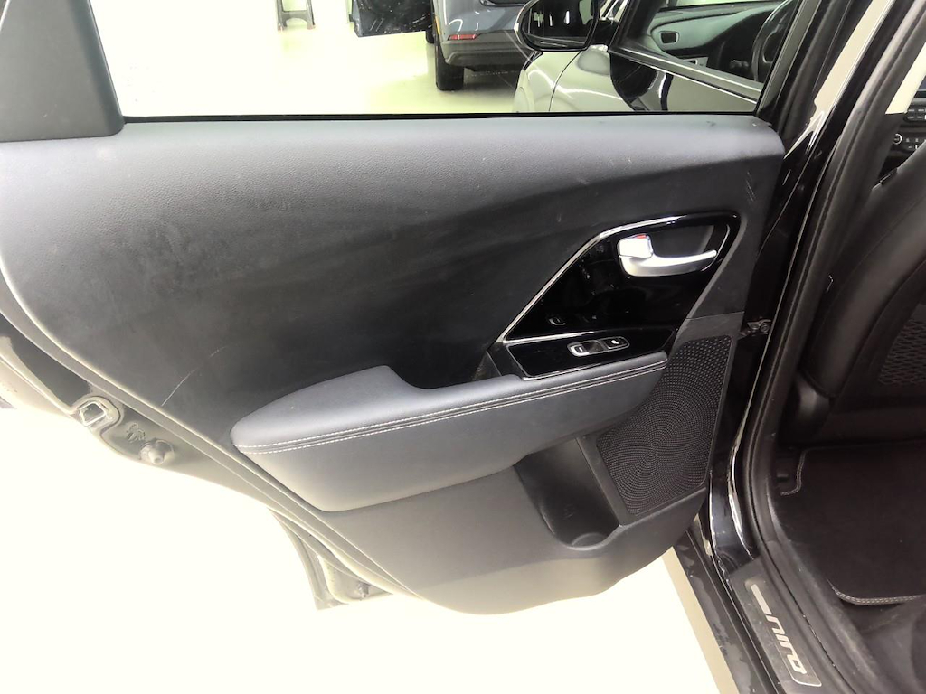 Foto 19 van Kia Niro