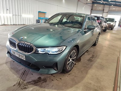 Kaufe BMW SERIES 3 bei Ayvens Carmarket