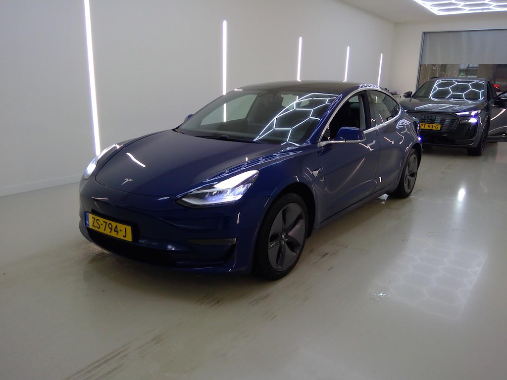Foto 2 van Tesla Model 3