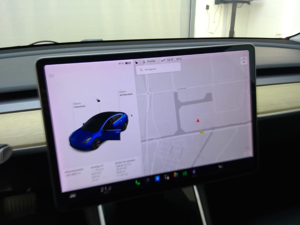 Foto 14 van Tesla Model 3