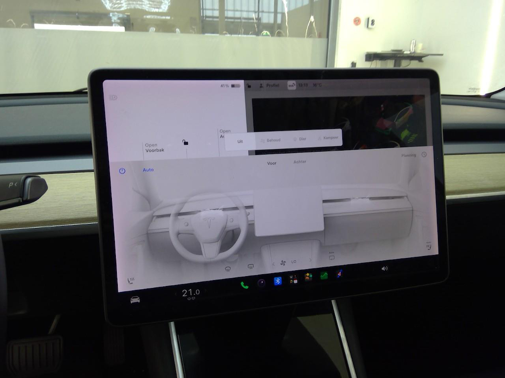 Foto 15 van Tesla Model 3