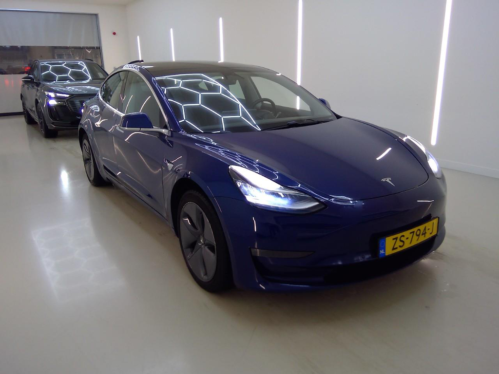 Foto 6 van Tesla Model 3