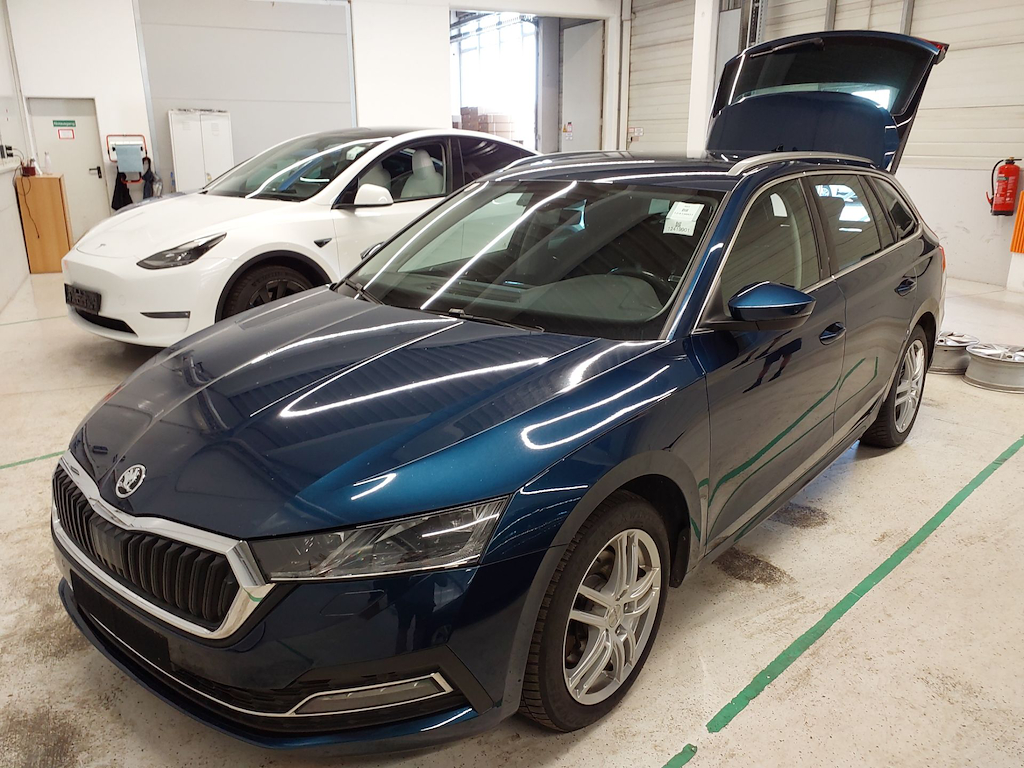 Skoda Octavia 2.0 TDI 150 PS STYLECOMBI DSG 4X4