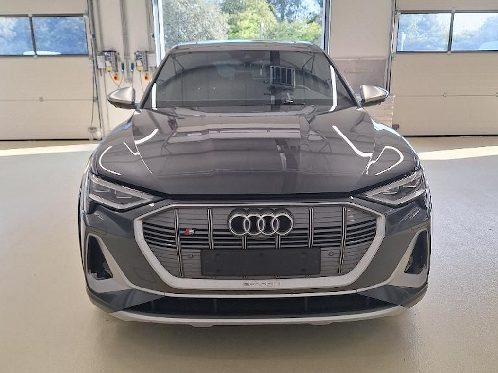 Audi E-tron SPORTBACK 95KWH QUATTRO 503 CV Pack Confort Plus, Matrix LED, Cuir, Toit Pano, Attelage, Camera